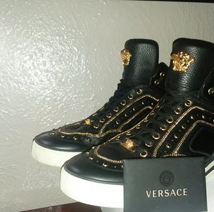 Versace Vitello Vernice